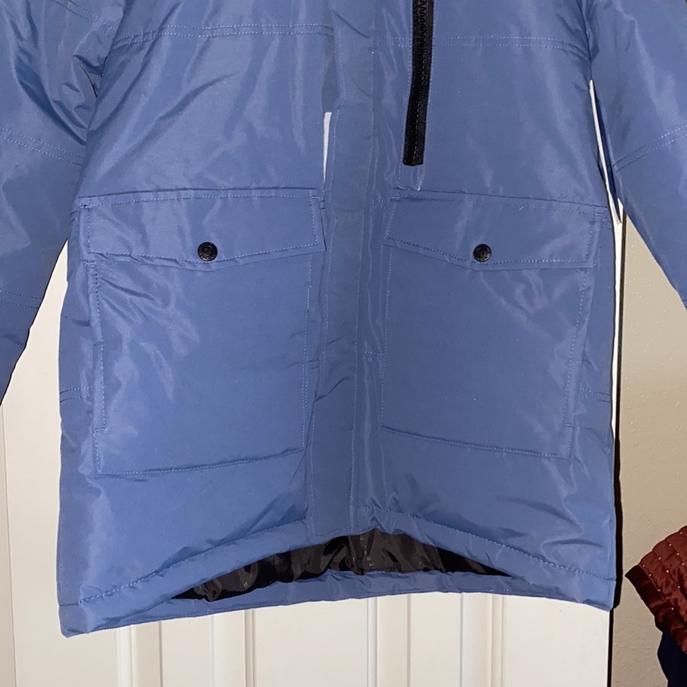 Perry Ellis - Picture 2 of 12